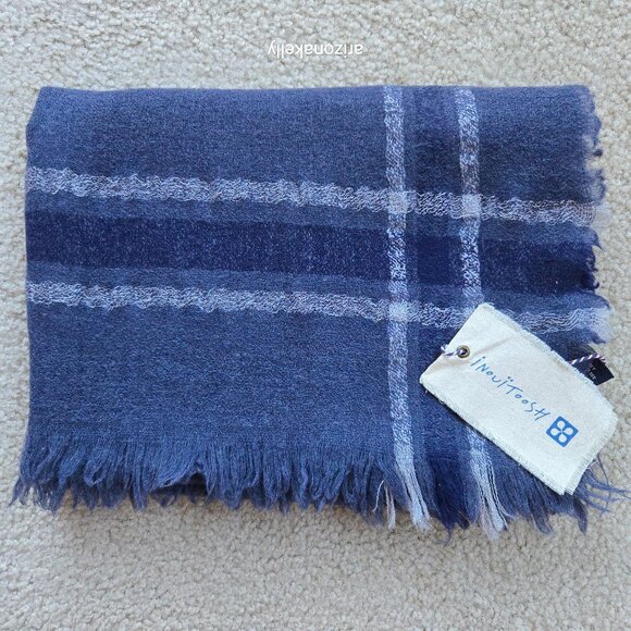 NWT Inouitoosh Wool Scarf Inoui Editions Blue White